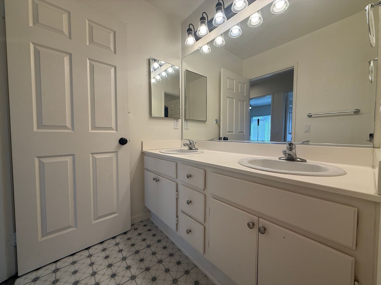 1357 Burgandy Drive - Chula Vista - California - 3 bed, 2.5 bath rental property