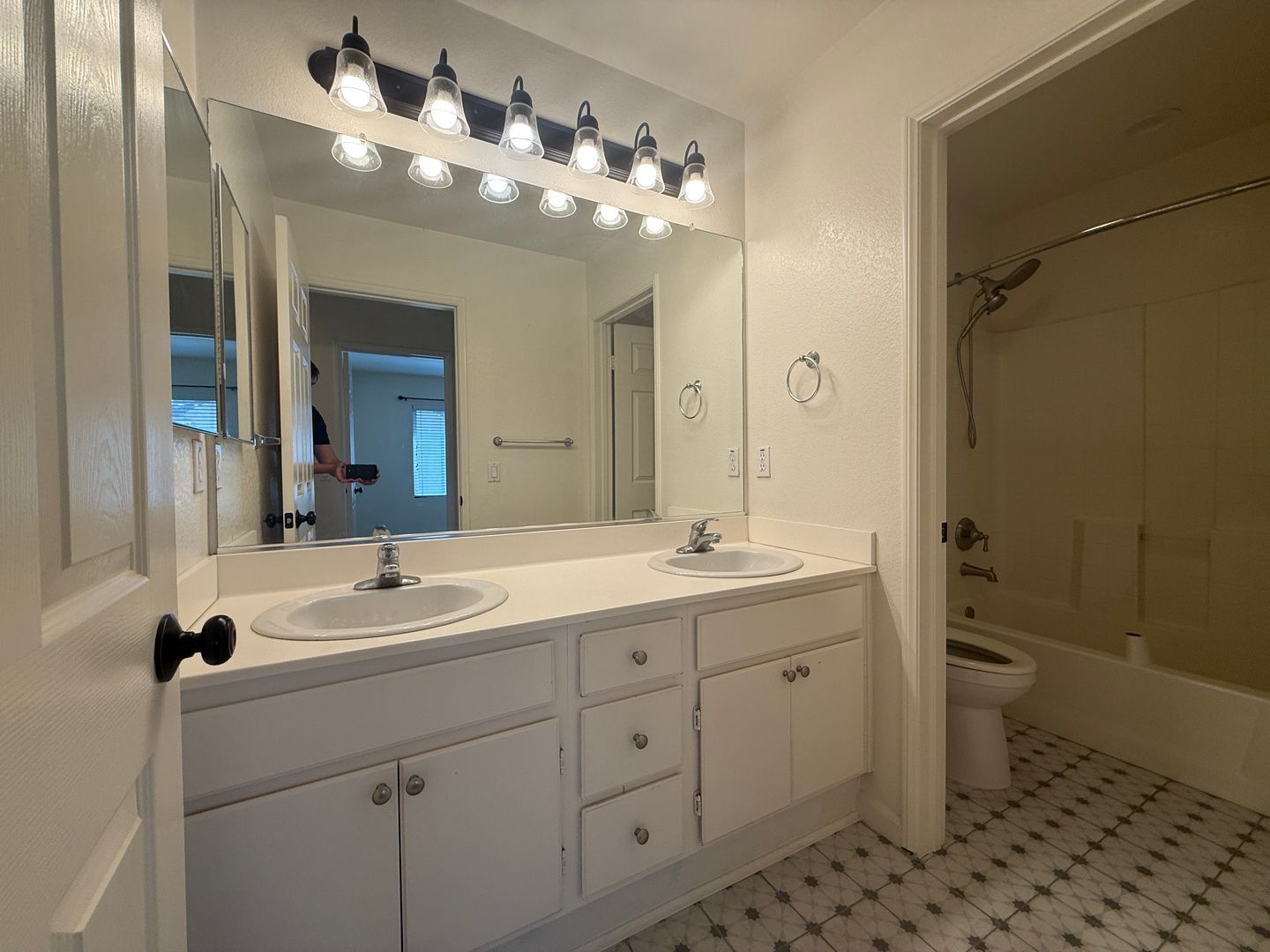 1357 Burgandy Drive - Chula Vista - California - 3 bed, 2.5 bath rental property