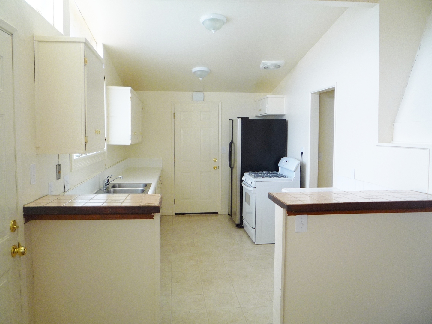 13808 Frame Rd. - Poway - California - 3 bed, 1.5 bath rental property