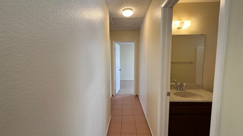 13915 Spruce St - Hesperia - California - 2 bed, 2 bath rental property