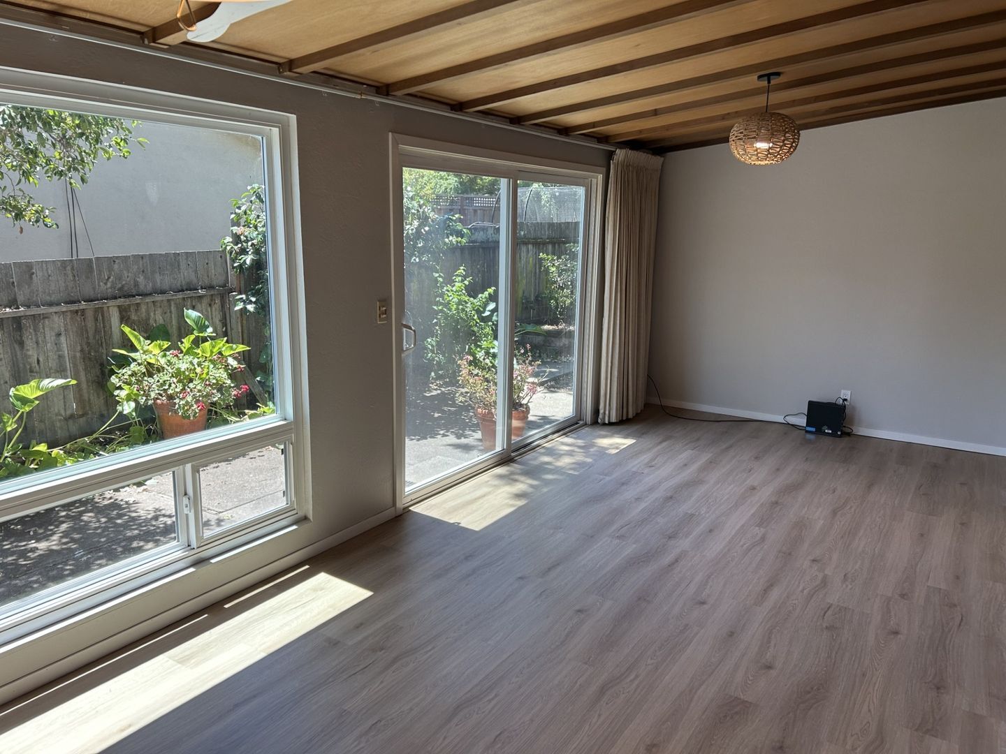 1419 Cambridge Street - Novato - California - 4 bed, 2 bath rental property