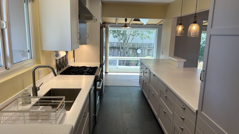 1419 Cambridge Street - Novato - California - 4 bed, 2 bath rental property
