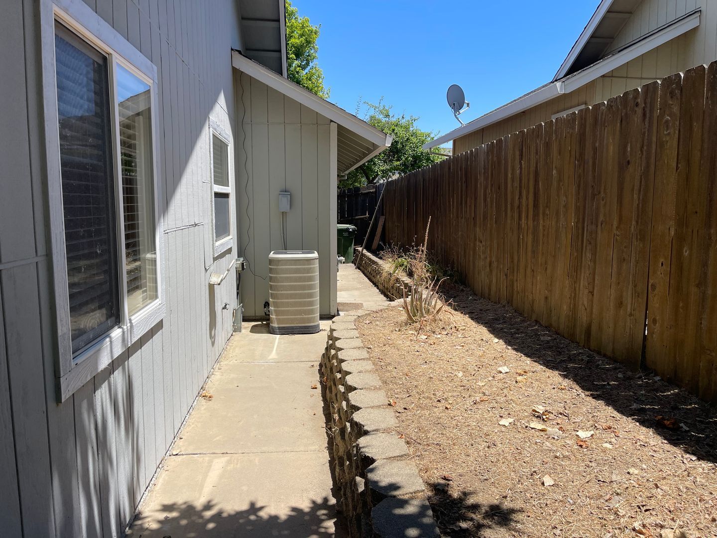 143 Goldenwest Court - Valley Springs - California - 3 bed, 2 bath rental property