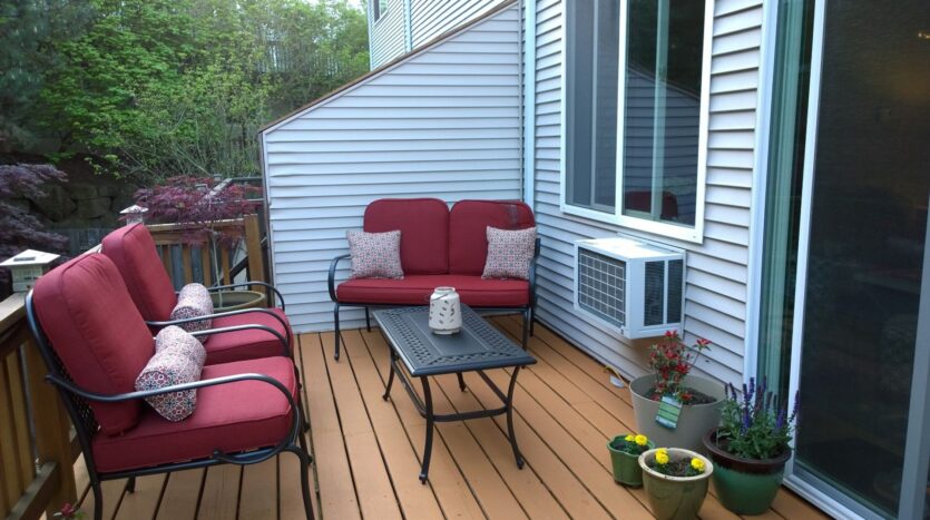 14320 SW Cougar Ridge Drive - Beaverton - Oregon - 2 bed, 2.5 bath rental property