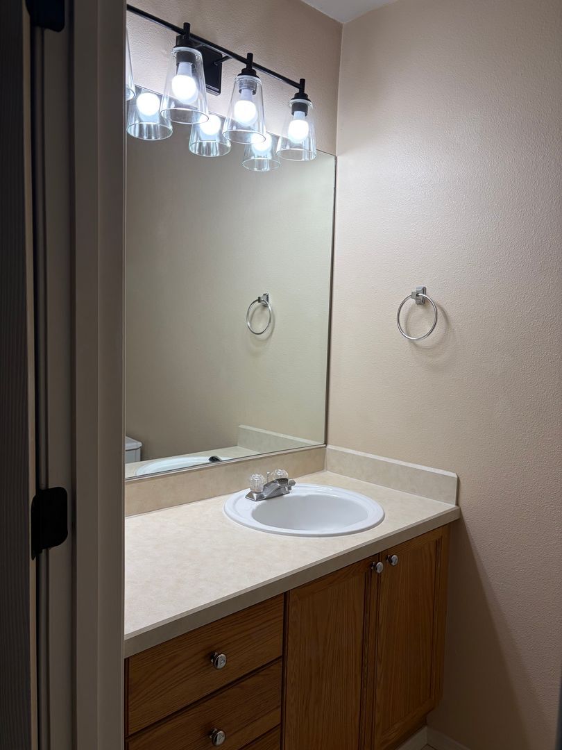 14320 SW Cougar Ridge Drive - Beaverton - Oregon - 2 bed, 2.5 bath rental property