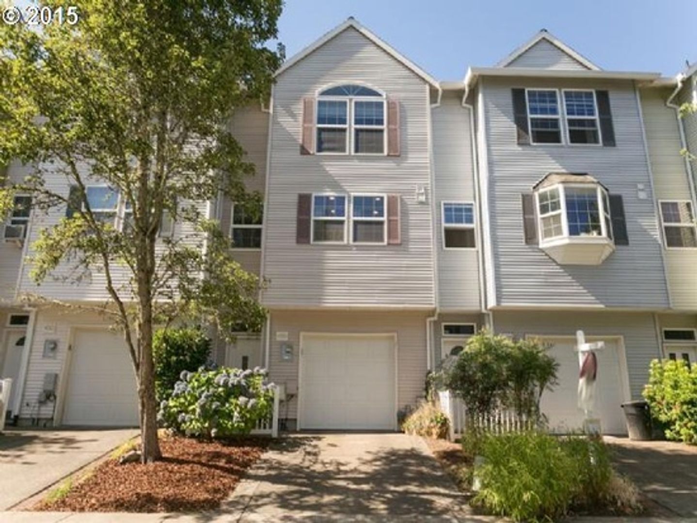 14320 SW Cougar Ridge Drive - Beaverton - Oregon - 2 bed, 2.5 bath rental property