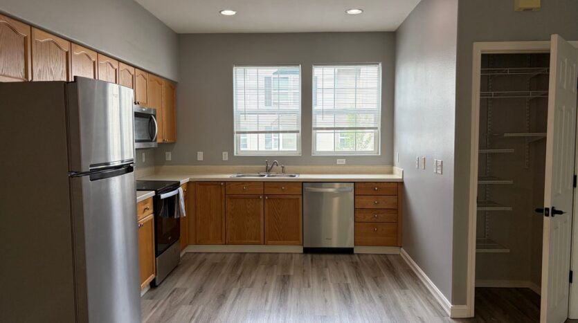 14320 SW Cougar Ridge Drive - Beaverton - Oregon - 2 bed, 2.5 bath rental property