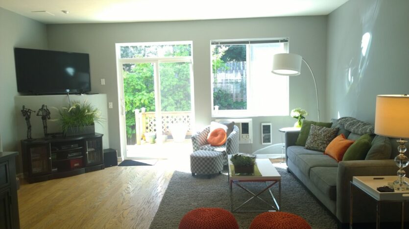 14320 SW Cougar Ridge Drive - Beaverton - Oregon - 2 bed, 2.5 bath rental property