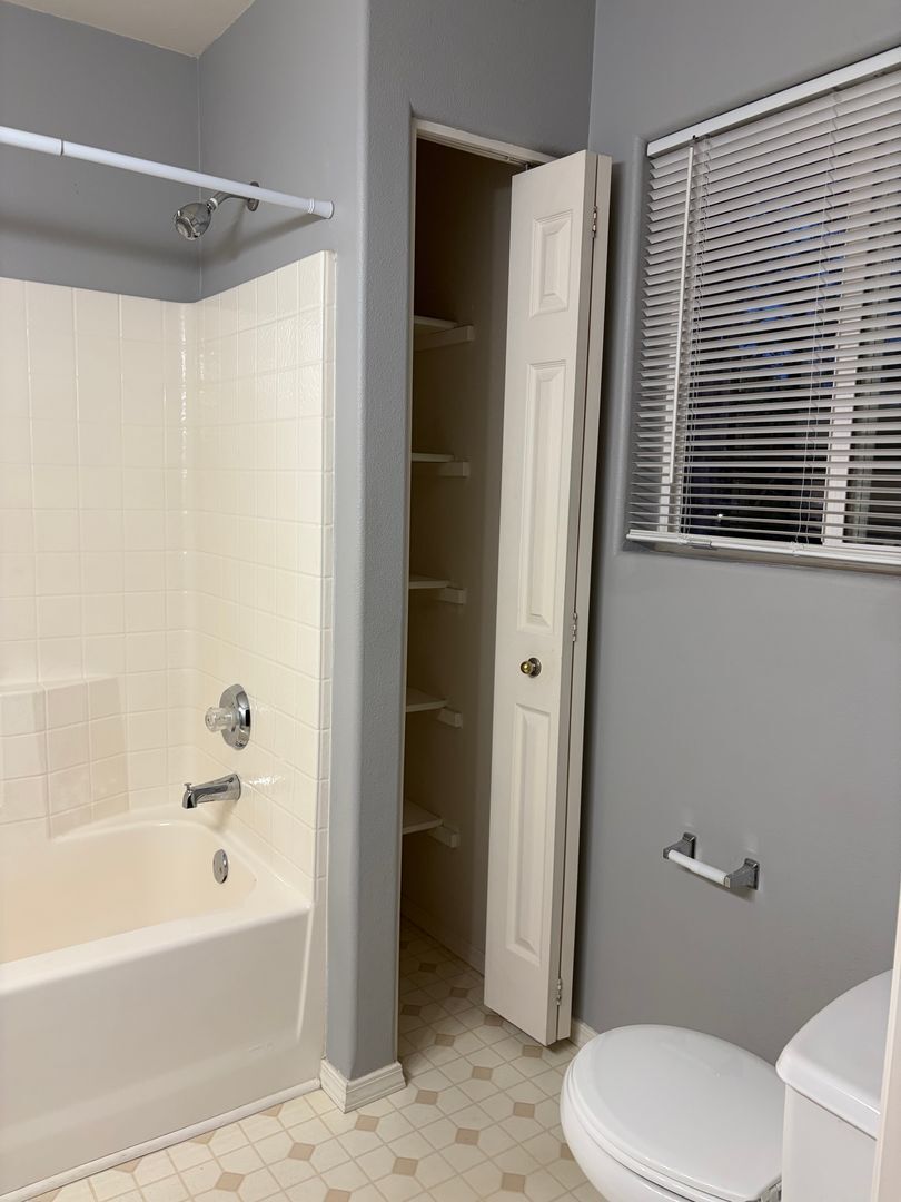 14320 SW Cougar Ridge Drive - Beaverton - Oregon - 2 bed, 2.5 bath rental property