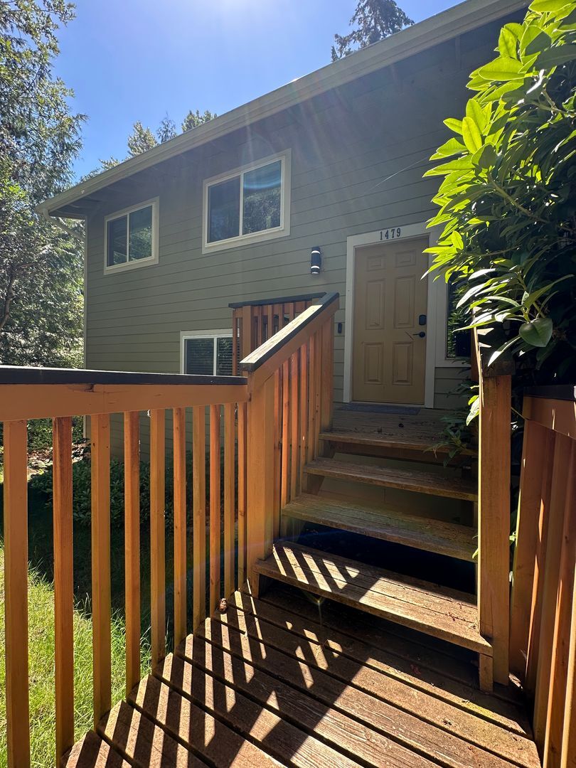 1479 Greenville Drive - Bellingham - Washington - 3 bed, 2 bath rental property