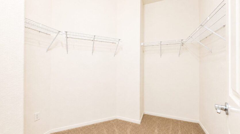 15325 Oak Tree Dr. #104 - Lake Elsinore - California - 3 bed, 2.5 bath rental property