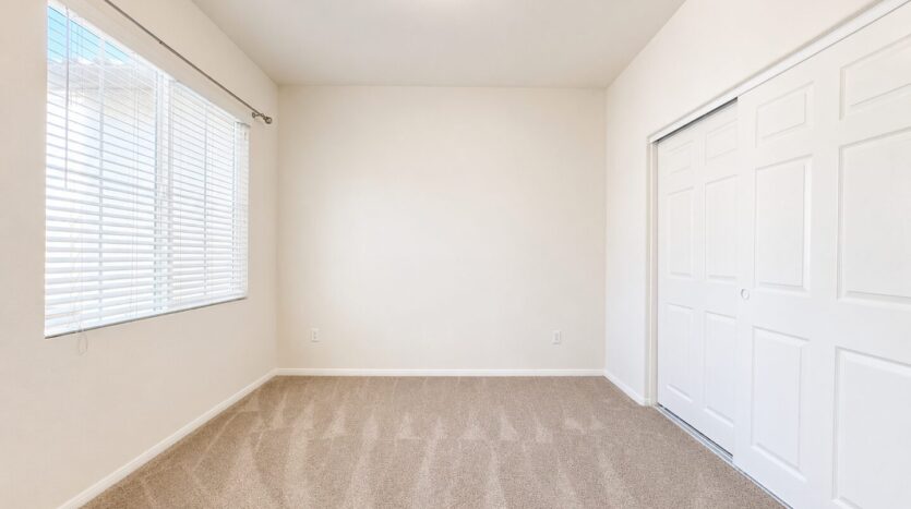 15325 Oak Tree Dr. #104 - Lake Elsinore - California - 3 bed, 2.5 bath rental property