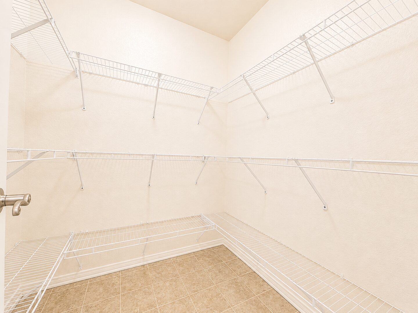 15325 Oak Tree Dr. #104 - Lake Elsinore - California - 3 bed, 2.5 bath rental property