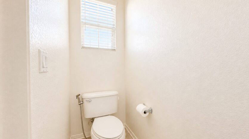 15325 Oak Tree Dr. #104 - Lake Elsinore - California - 3 bed, 2.5 bath rental property