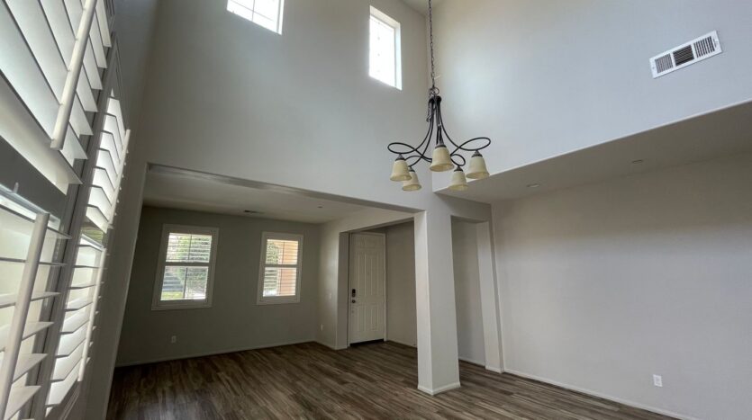 1591 Stow Grove Ave - Chula Vista - California - 5 bed, 3.5 bath rental property