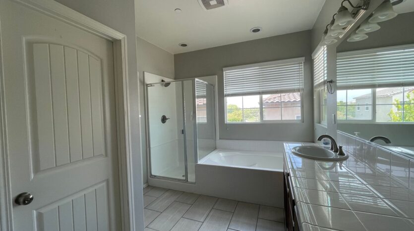 1591 Stow Grove Ave - Chula Vista - California - 5 bed, 3.5 bath rental property