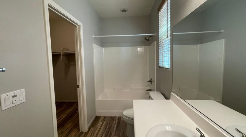 1591 Stow Grove Ave - Chula Vista - California - 5 bed, 3.5 bath rental property