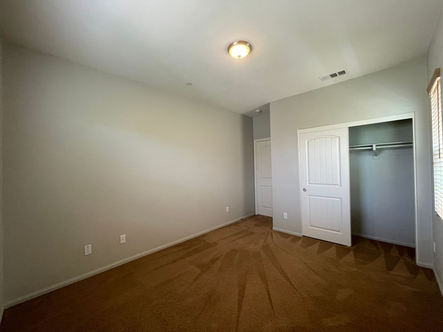 1591 Stow Grove Ave - Chula Vista - California - 5 bed, 3.5 bath rental property