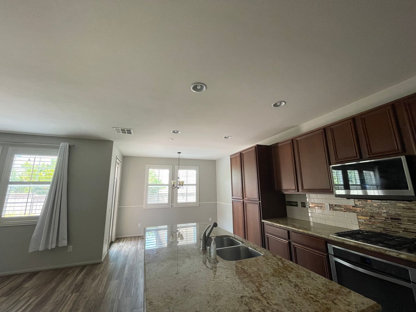 1591 Stow Grove Ave - Chula Vista - California - 5 bed, 3.5 bath rental property