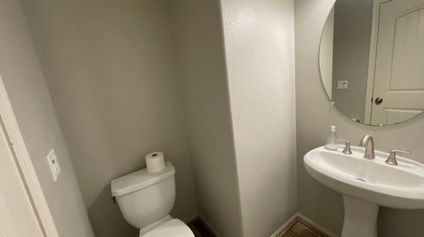 1591 Stow Grove Ave - Chula Vista - California - 5 bed, 3.5 bath rental property