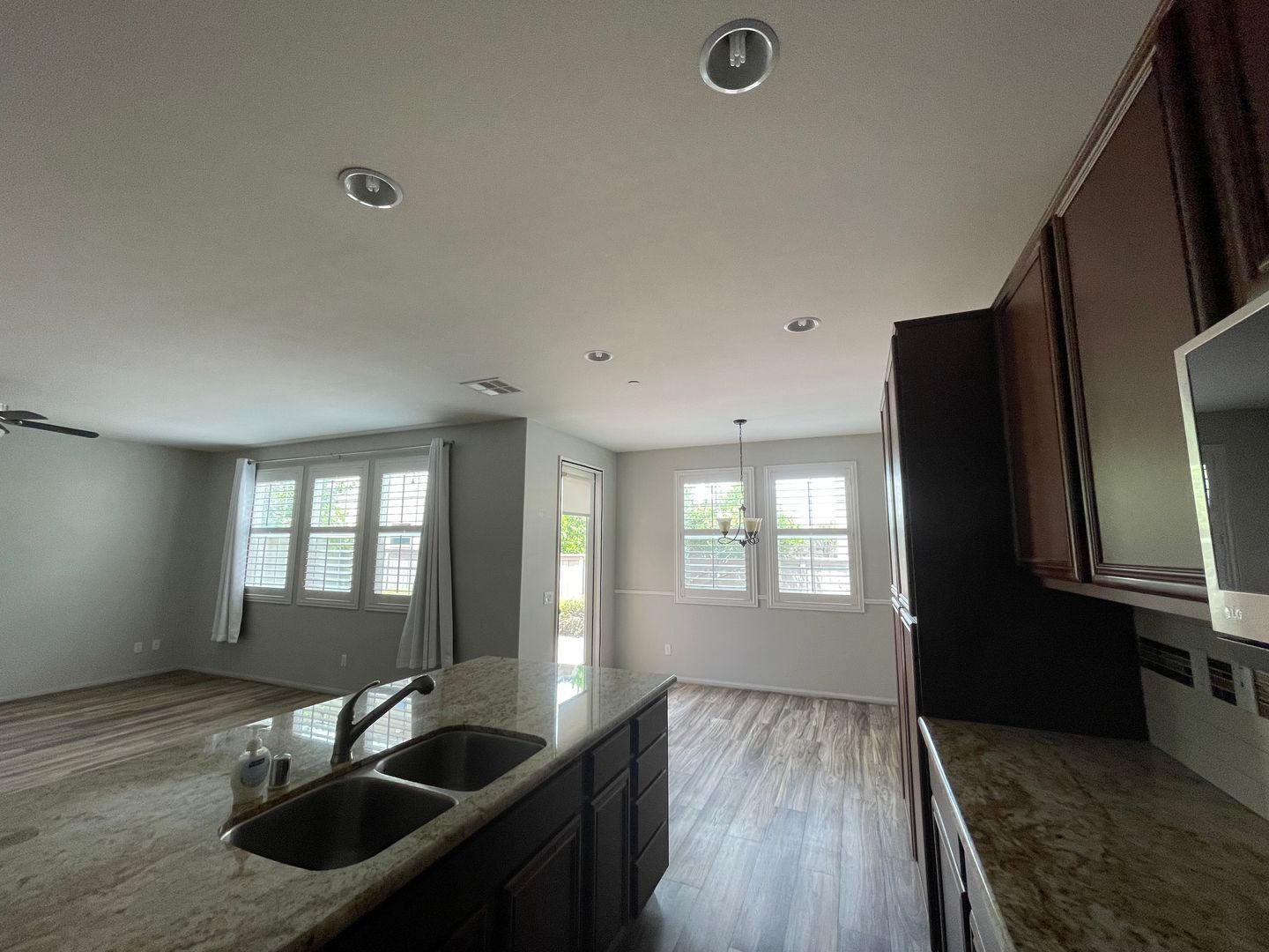 1591 Stow Grove Ave - Chula Vista - California - 5 bed, 3.5 bath rental property