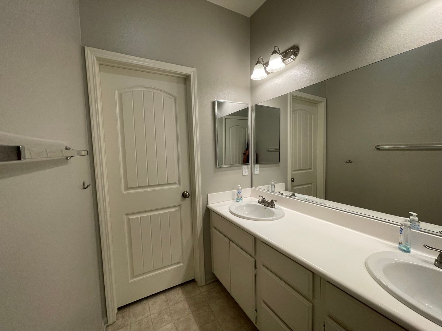 1591 Stow Grove Ave - Chula Vista - California - 5 bed, 3.5 bath rental property