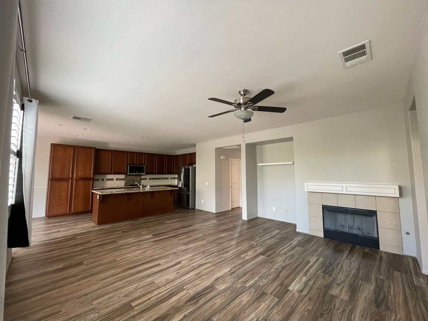 1591 Stow Grove Ave - Chula Vista - California - 5 bed, 3.5 bath rental property