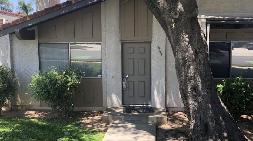 1594 Christopher Lane - Redlands - California - 2 bed, 1.5 bath rental property