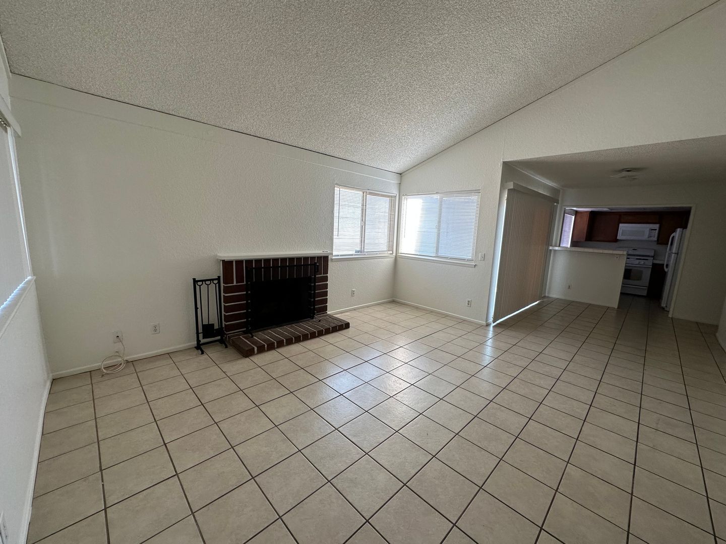 1594 Christopher Lane - Redlands - California - 2 bed, 1.5 bath rental property
