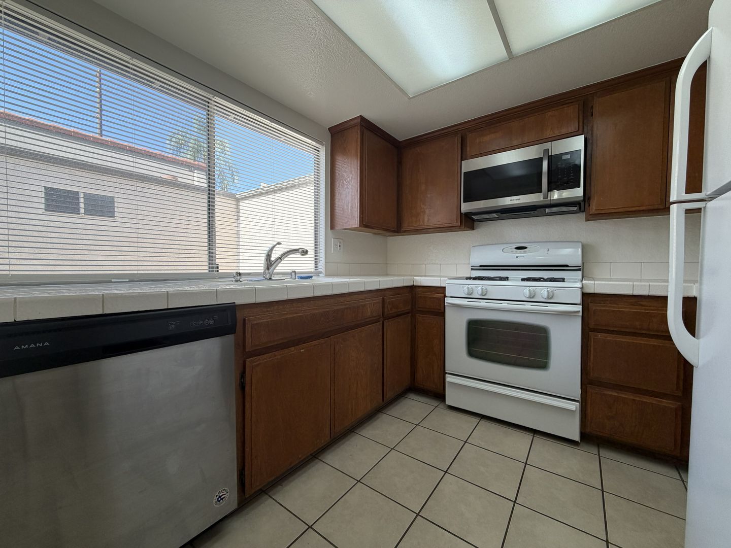 1594 Christopher Lane - Redlands - California - 2 bed, 1.5 bath rental property
