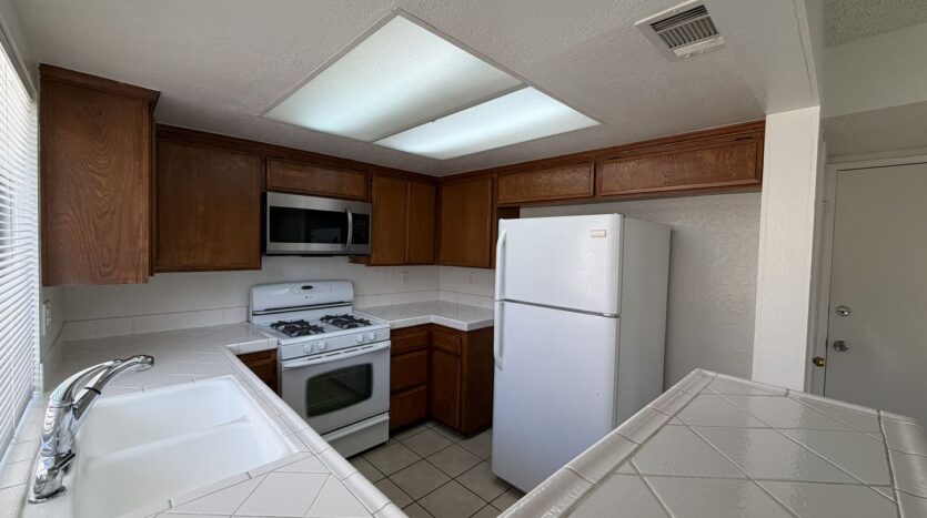 1594 Christopher Lane - Redlands - California - 2 bed, 1.5 bath rental property
