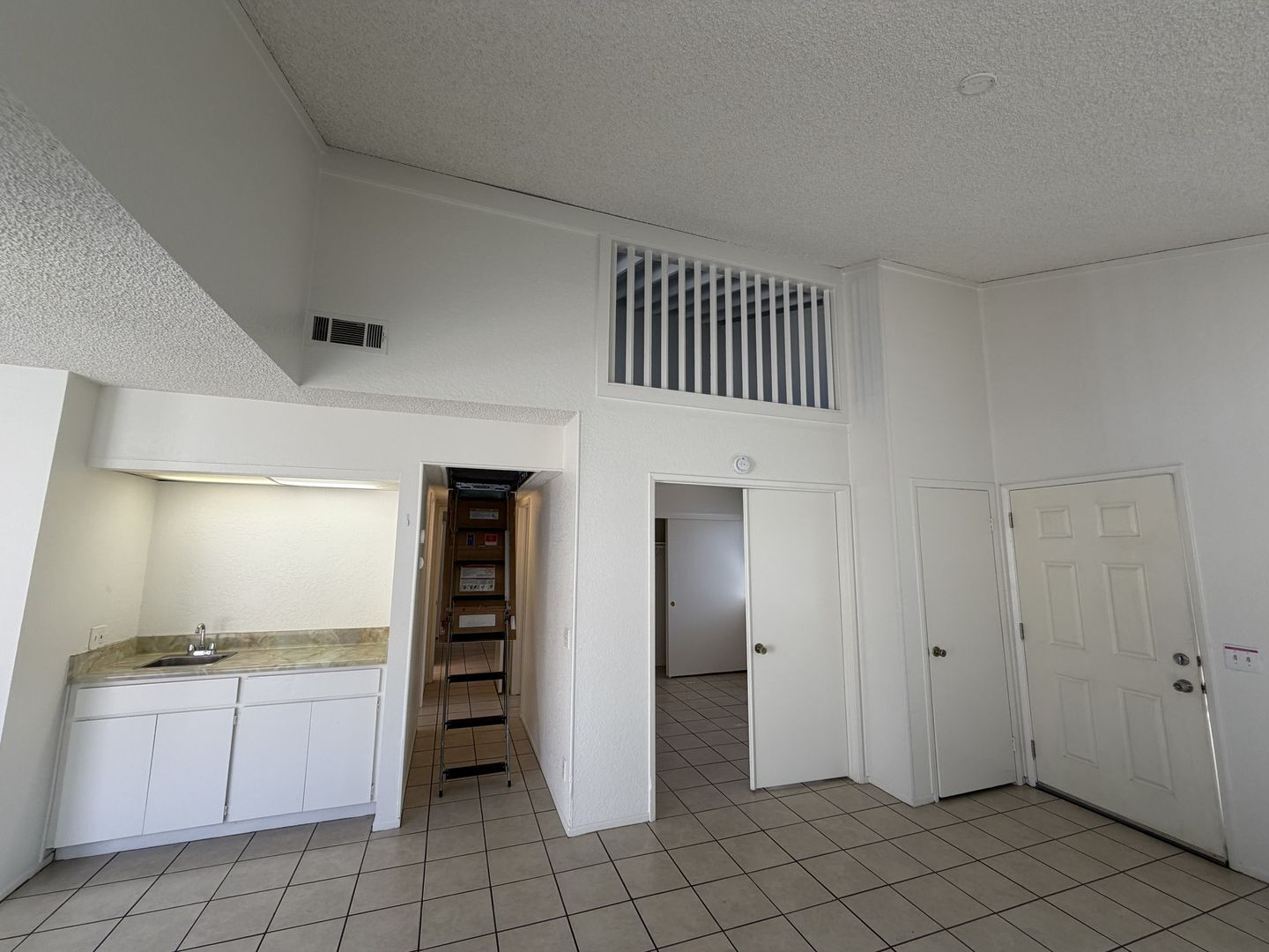 1594 Christopher Lane - Redlands - California - 2 bed, 1.5 bath rental property