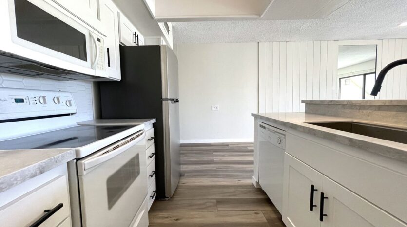 1655 E Palm Canyon Dr. Unit 408 - Palm Springs - California - 1 bed, 1 bath rental property