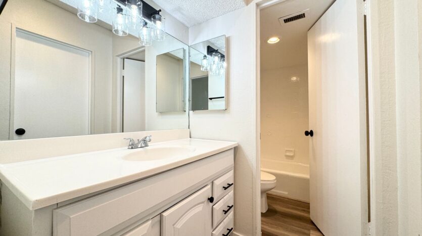 1655 E Palm Canyon Dr. Unit 408 - Palm Springs - California - 1 bed, 1 bath rental property