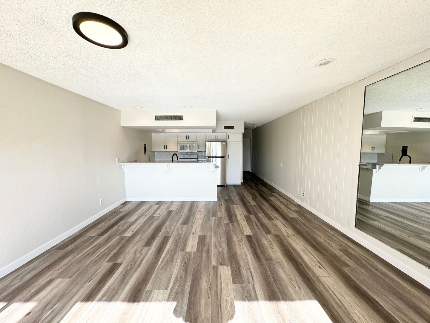 1655 E Palm Canyon Dr. Unit 408 - Palm Springs - California - 1 bed, 1 bath rental property