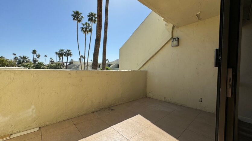 1655 E Palm Canyon Dr. Unit 408 - Palm Springs - California - 1 bed, 1 bath rental property