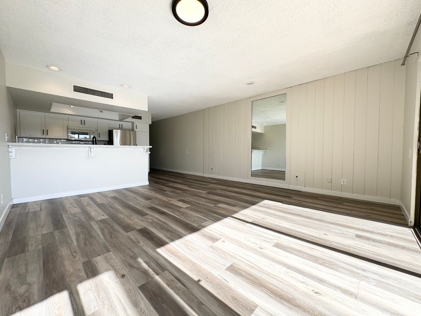 1655 E Palm Canyon Dr. Unit 408 - Palm Springs - California - 1 bed, 1 bath rental property