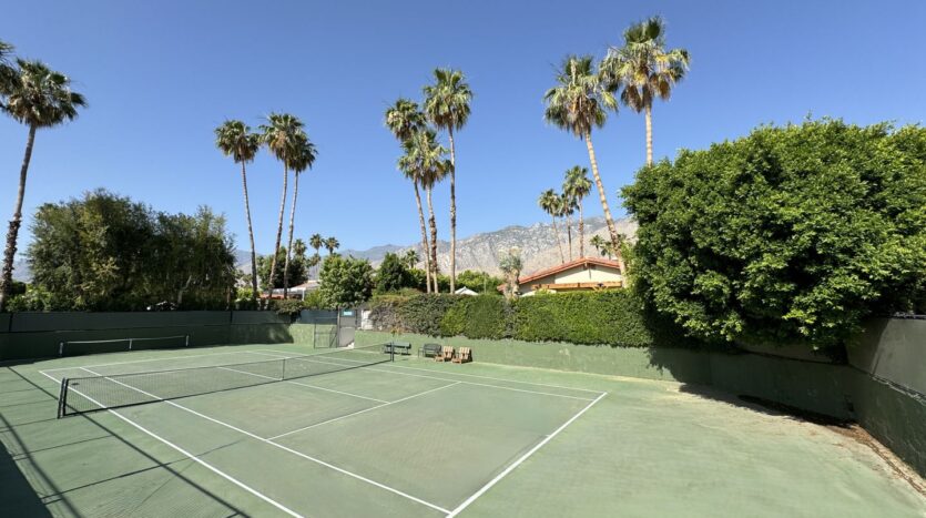 1655 E Palm Canyon Dr. Unit 408 - Palm Springs - California - 1 bed, 1 bath rental property