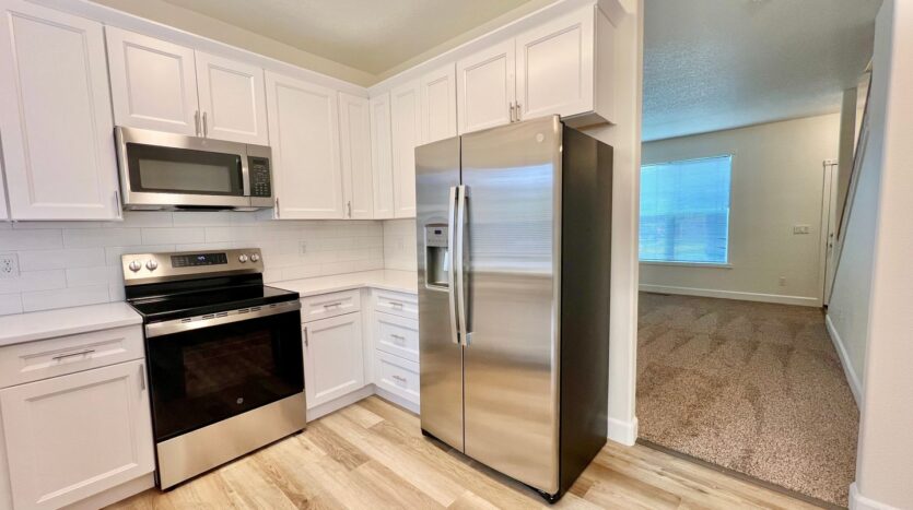 16775 NE Halsey St. - Portland - Oregon - 2 bed, 1.5 bath rental property