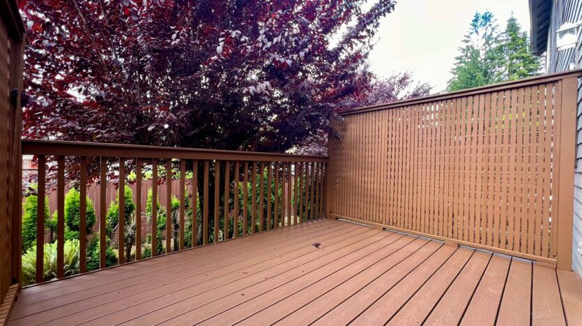 16775 NE Halsey St. - Portland - Oregon - 2 bed, 1.5 bath rental property