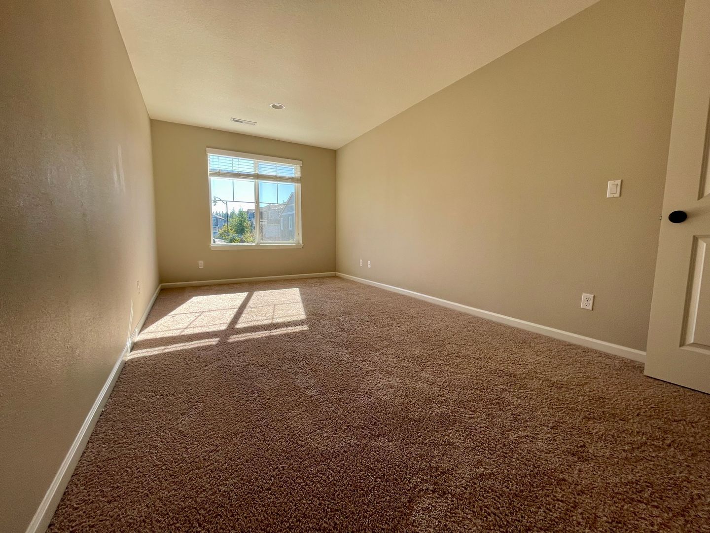 16985 NW Madrone St.  - Portland - Oregon - 5 bed, 3.5 bath rental property
