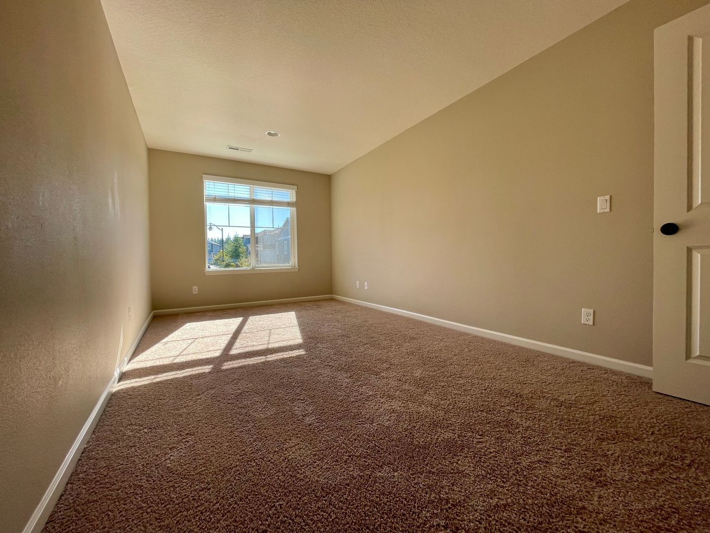 16985 NW Madrone St.  - Portland - Oregon - 5 bed, 3.5 bath rental property