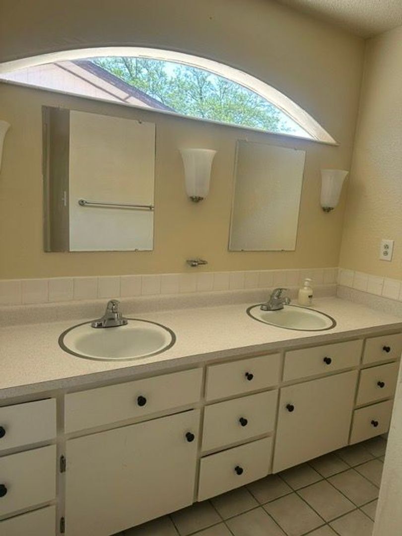 1706 Day Break SE - Rio Rancho - New Mexico - 2 bed, 1 bath rental property