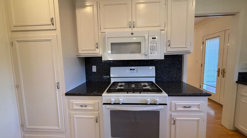 17784 Via Gracia - San Diego - California - 3 bed, 2 bath rental property