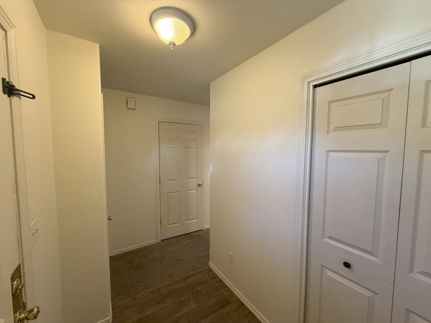 1875 SW Salmon Avenue - Redmond - Oregon - 2 bed, 2.5 bath rental property
