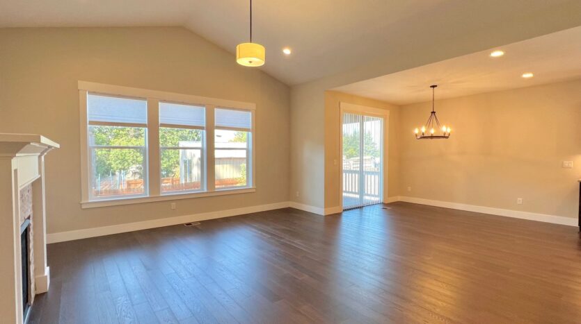 19321 Dublin Ave  - Sandy - Oregon - 3 bed, 2 bath rental property