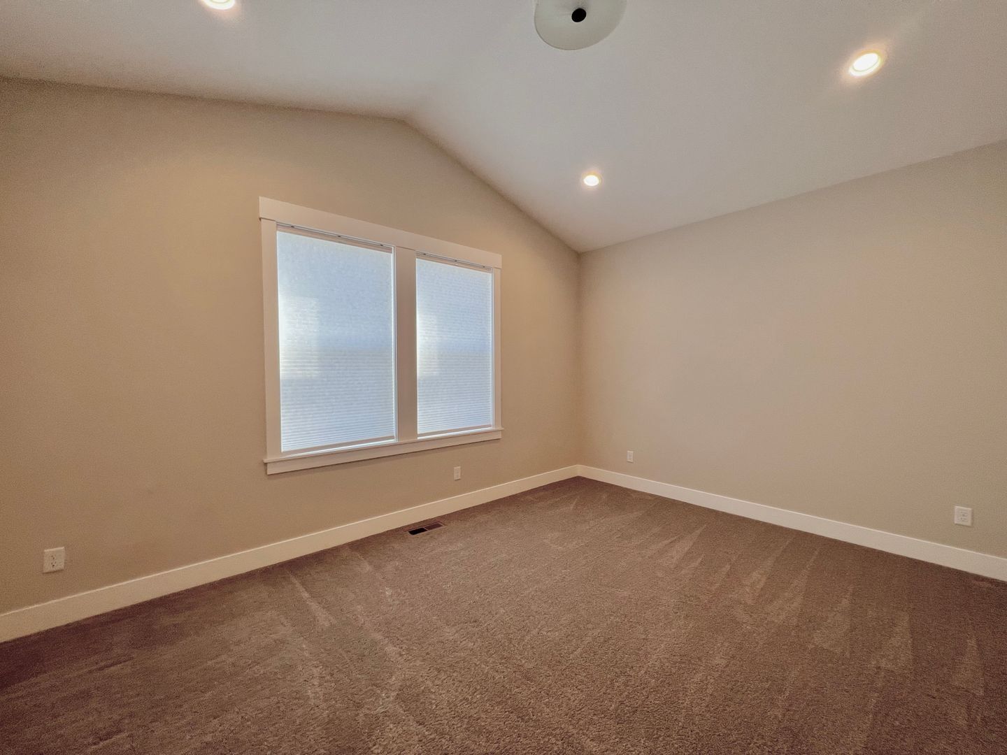 19321 Dublin Ave  - Sandy - Oregon - 3 bed, 2 bath rental property