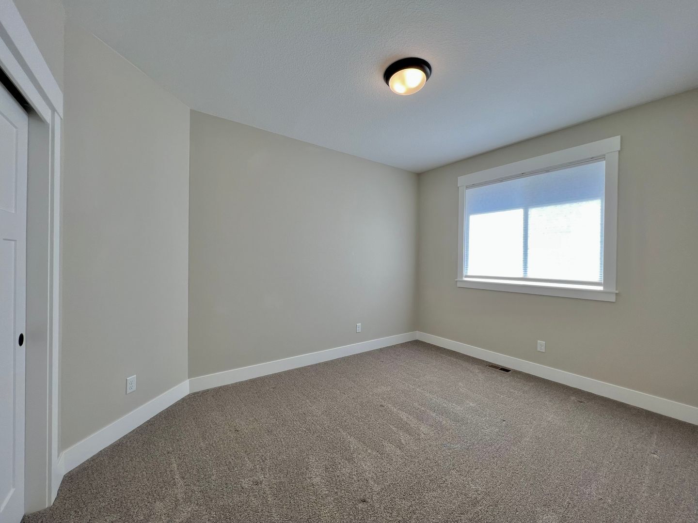 19321 Dublin Ave  - Sandy - Oregon - 3 bed, 2 bath rental property