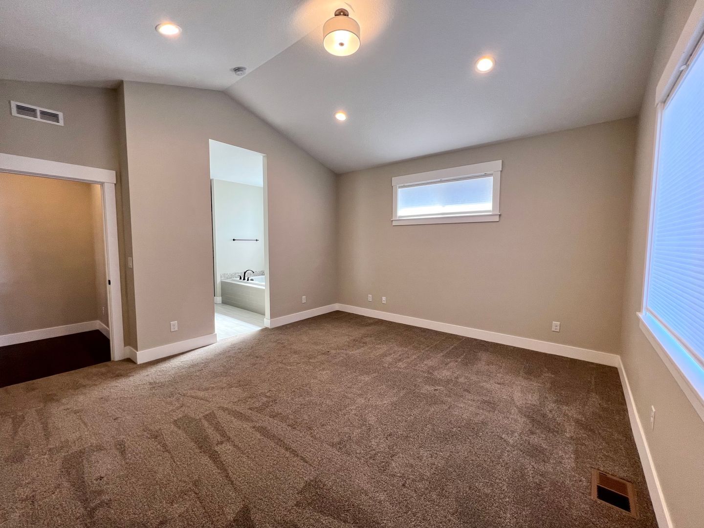 19321 Dublin Ave  - Sandy - Oregon - 3 bed, 2 bath rental property