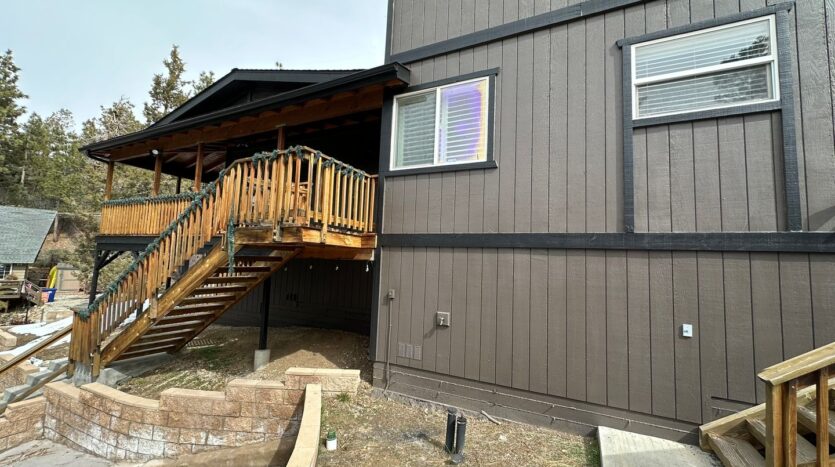 200 E Rainbow Blvd - Big Bear - California - 3 bed, 2.5 bath rental property
